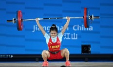 世俱杯投注:举重亚锦赛：赵金红包揽女子45公斤级三项冠军 打破抓举世界纪录